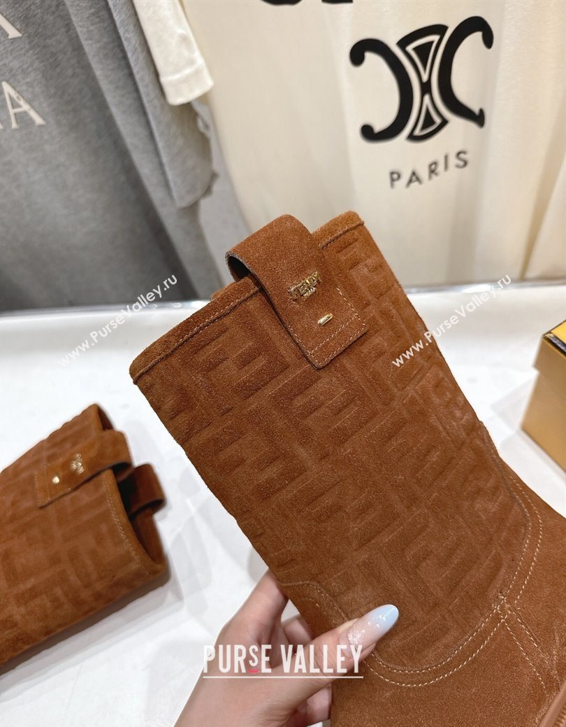 Fendi Filo Flat Ankle Boots in FF Suede Light Brown 2025 FE103004 (MD-251030026)