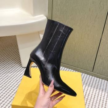 Fendi Arco Heel Ankle Boots 9.5cm in Hagfish Embossed Leather Black 2025 (MD-251030038)