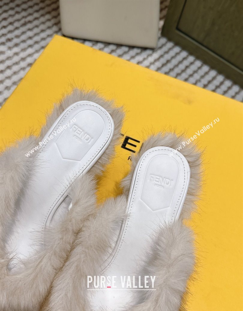 Fendi Arco Wedge Mules 7.5cm in Rabbit Fur White 2025 (MD-251030003)