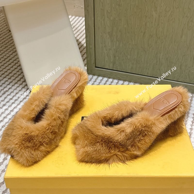 Fendi Arco Wedge Mules 7.5cm in Rabbit Fur Beige 2025 (MD-251030006)