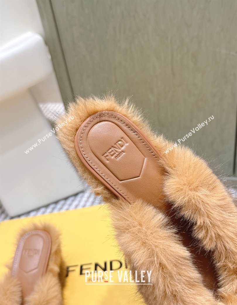 Fendi Arco Wedge Mules 7.5cm in Rabbit Fur Beige 2025 (MD-251030006)