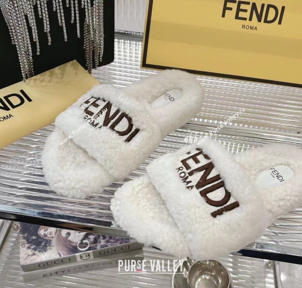 Fendi Flat Slides Sandal in Shearling Wool White 2025 FE103002 (MD-251030013)
