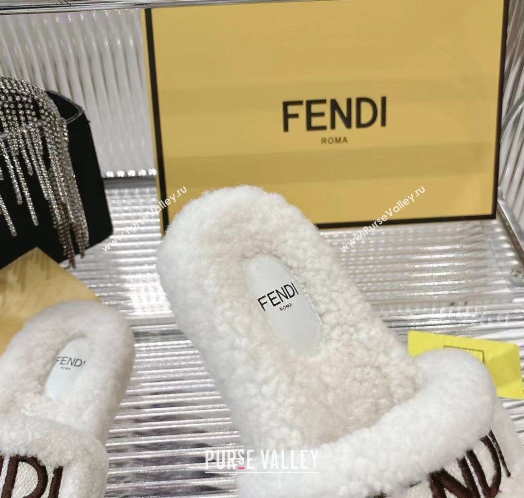 Fendi Flat Slides Sandal in Shearling Wool White 2025 FE103002 (MD-251030013)