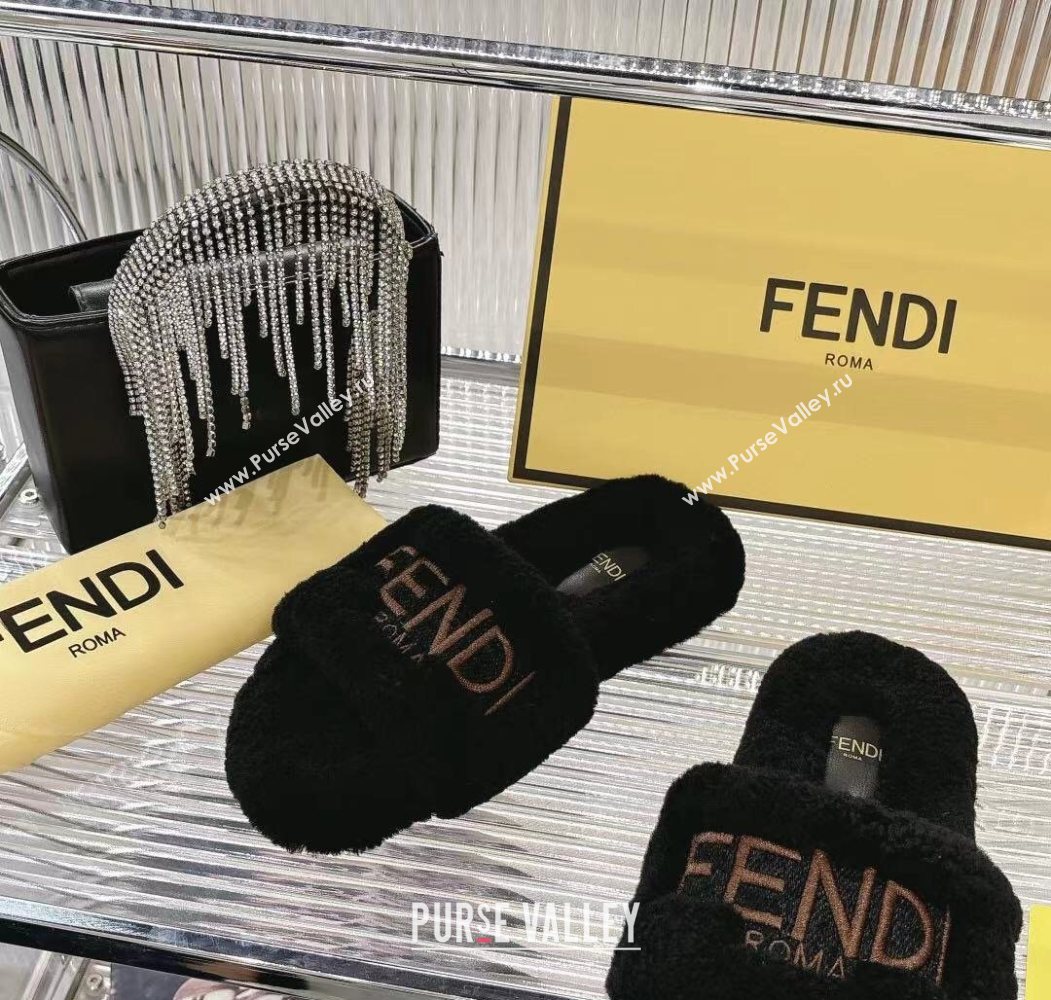 Fendi Flat Slides Sandal in Shearling Wool Black 2025 FE103002 (MD-251030014)
