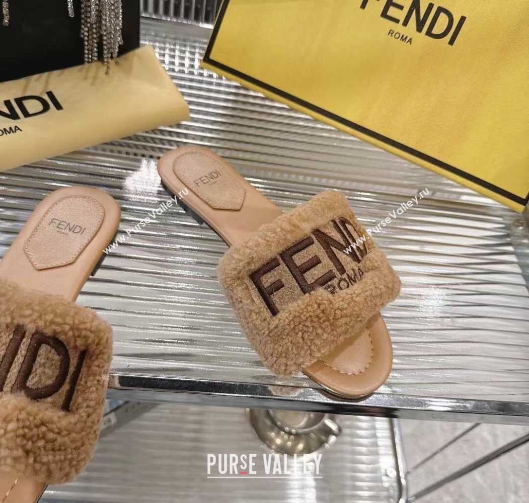 Fendi Flat Slides Sandal in Shearling Wool Beige 2025 FE103003 (MD-251030016)