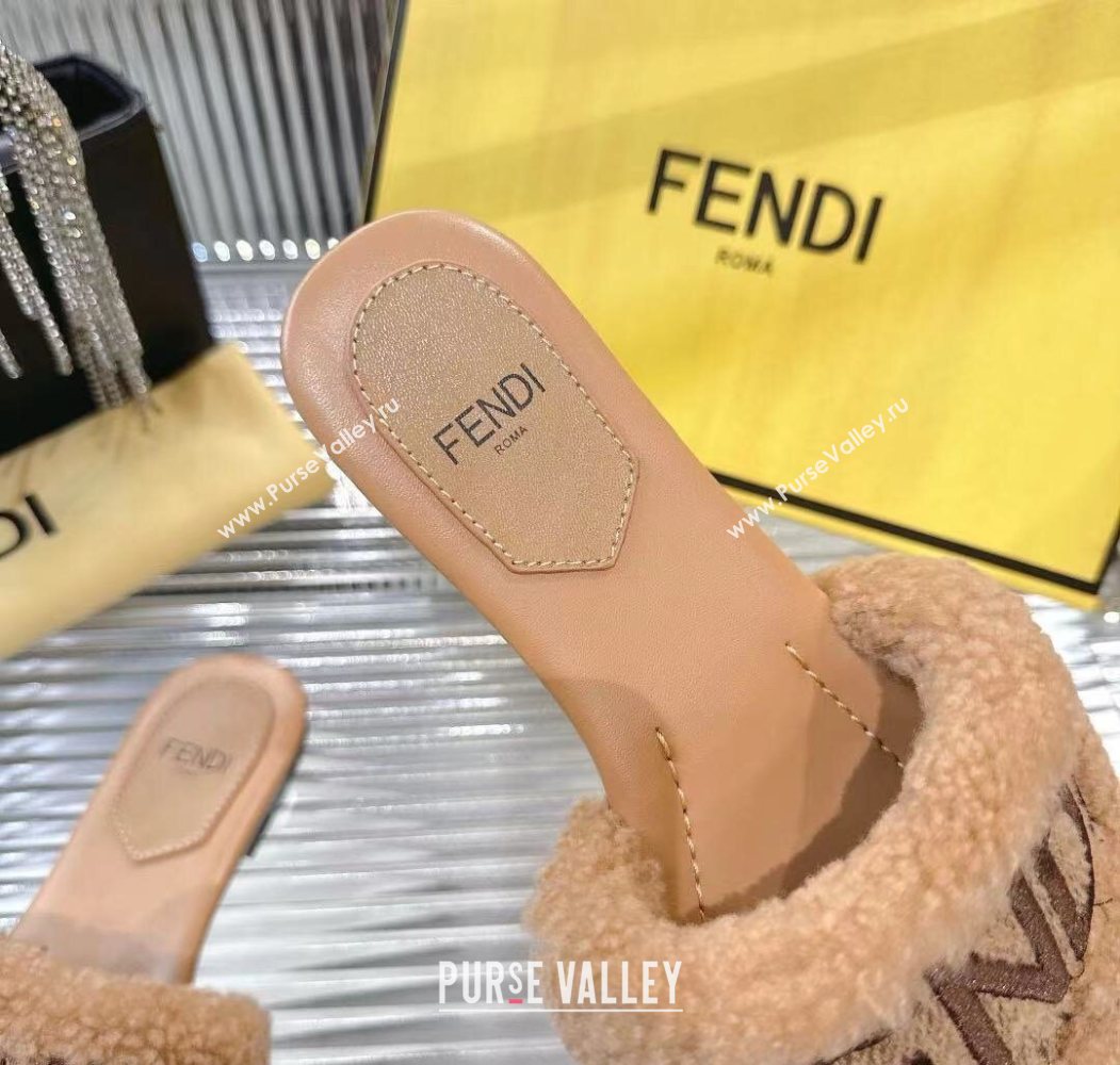 Fendi Flat Slides Sandal in Shearling Wool Beige 2025 FE103003 (MD-251030016)