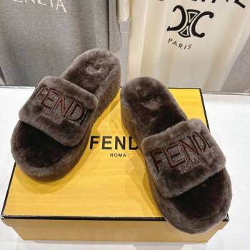 Fendi Sunshine Platform Slides Sandal in Shearling Wool Grey 2025 FE103001 (MD-251030008)