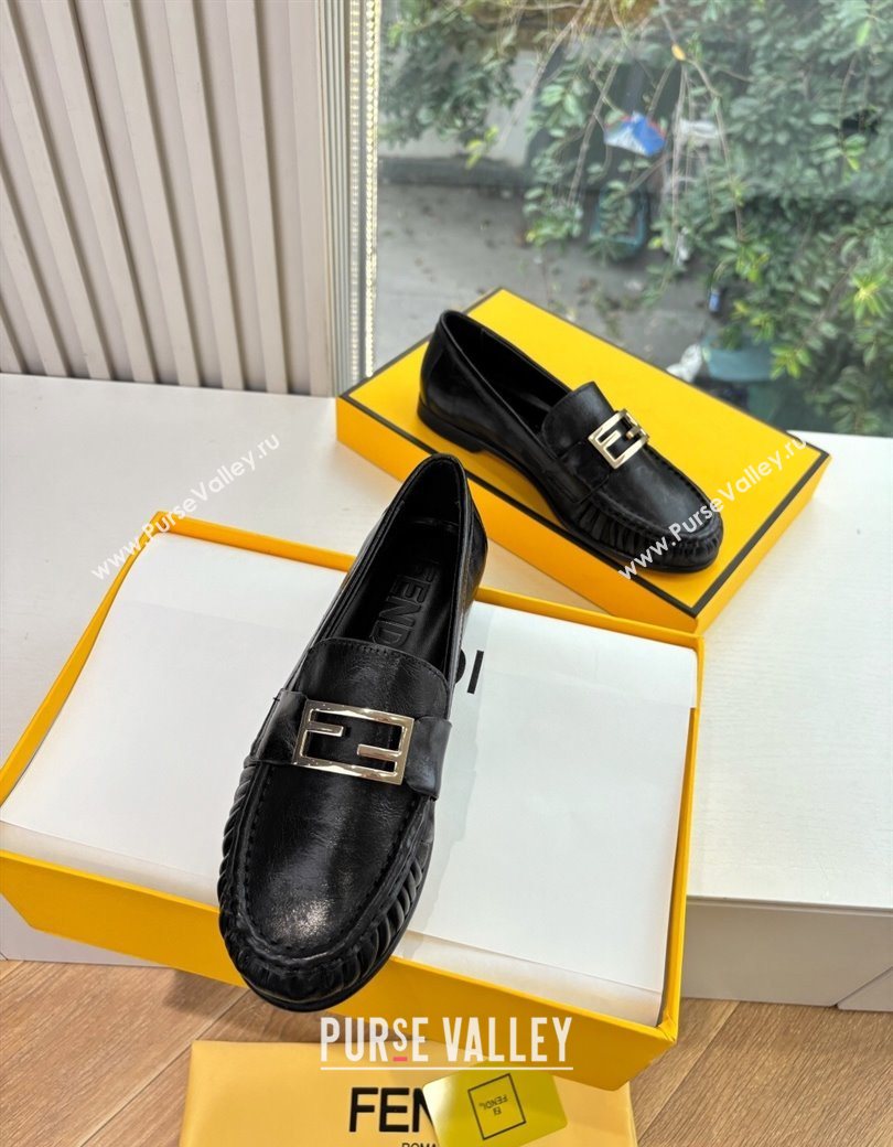 Fendi Baguette Flat Loafers in Shiny Calfskin Leather Black 2025 FE121603 (MD-251216086)