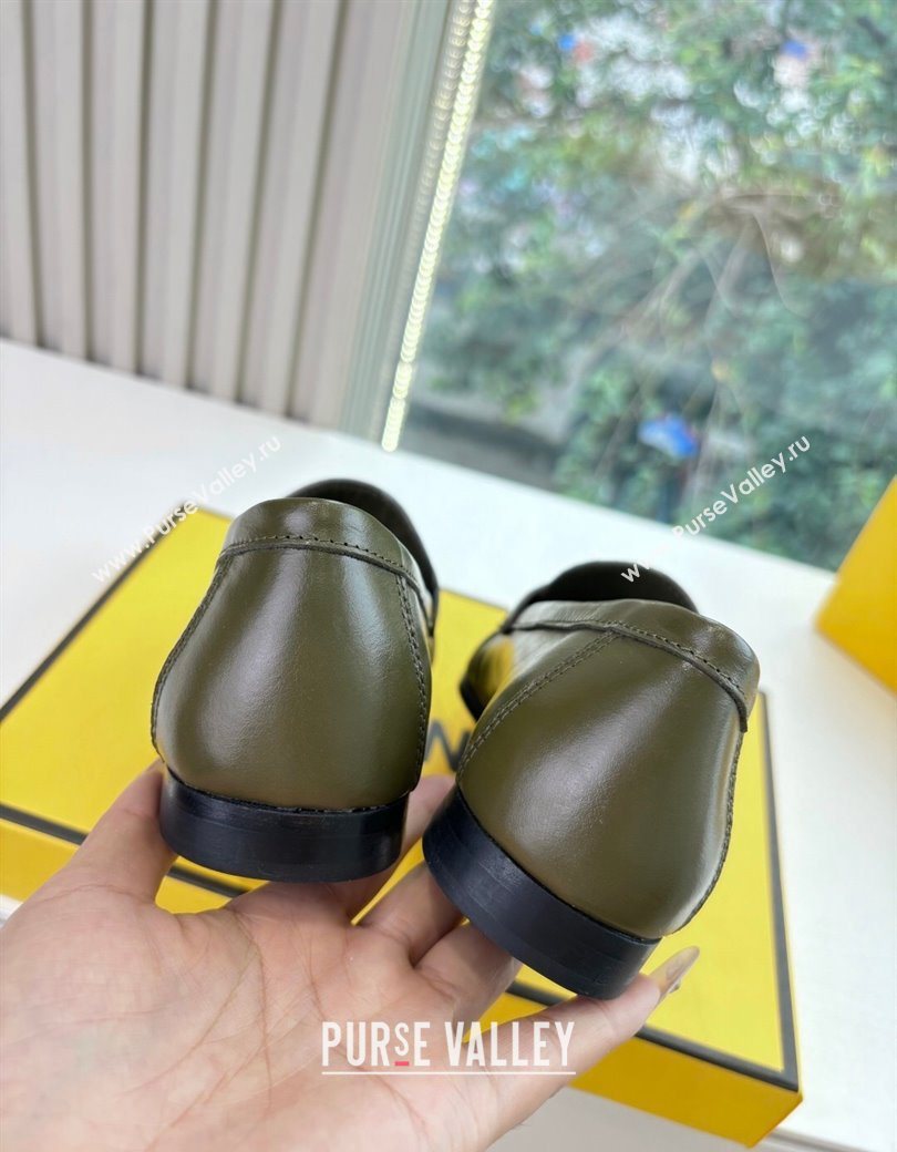 Fendi Baguette Flat Loafers in Shiny Calfskin Leather Green 2025 FE121603 (MD-251216087)