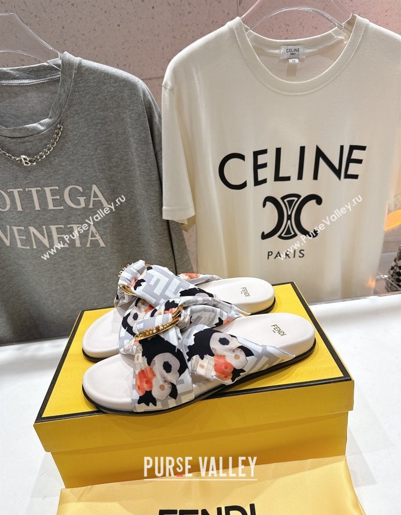 Fendi Feel Flat Slides Sandal in Printed FF Fabric with D-ring Buckle White 2025 (MD-251216062)