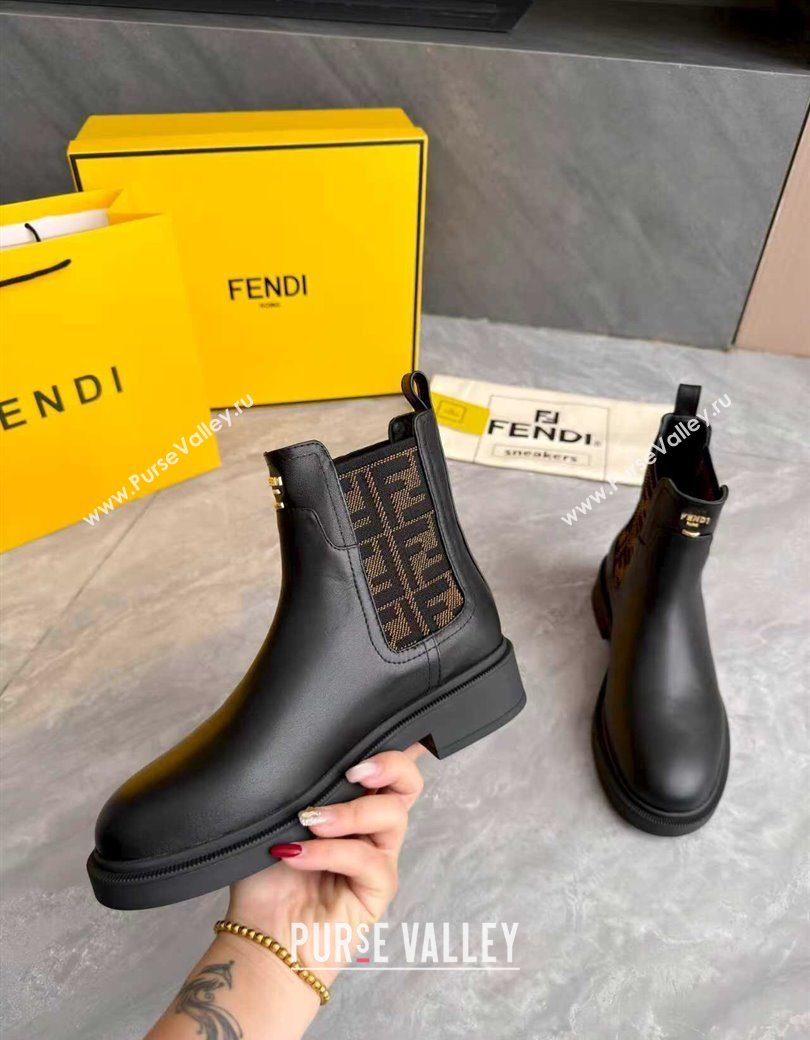 Fendi Filo Biker Ankle Boots 3.5cm in FF Canvas and Calfskin Leather Black/Brown 2025 FE121602 (MD-251216076)