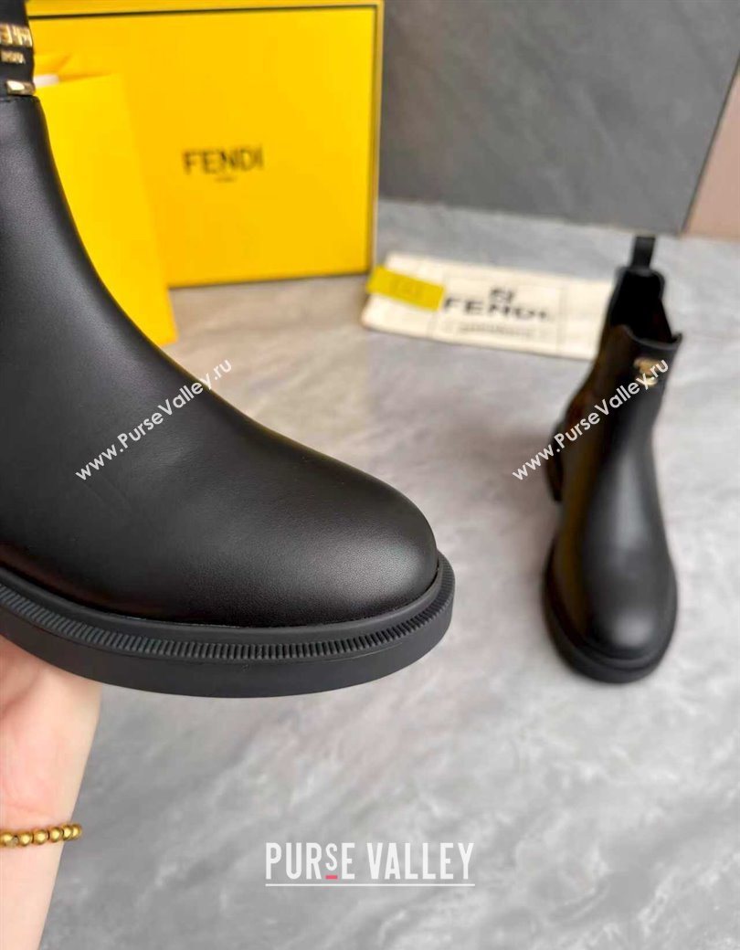 Fendi Filo Biker Ankle Boots 3.5cm in FF Canvas and Calfskin Leather Black/Brown 2025 FE121602 (MD-251216076)