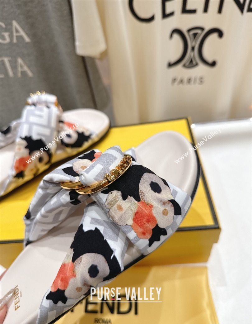 Fendi Feel Flat Slides Sandal in Printed FF Fabric with D-ring Buckle White 2025 (MD-251216062)