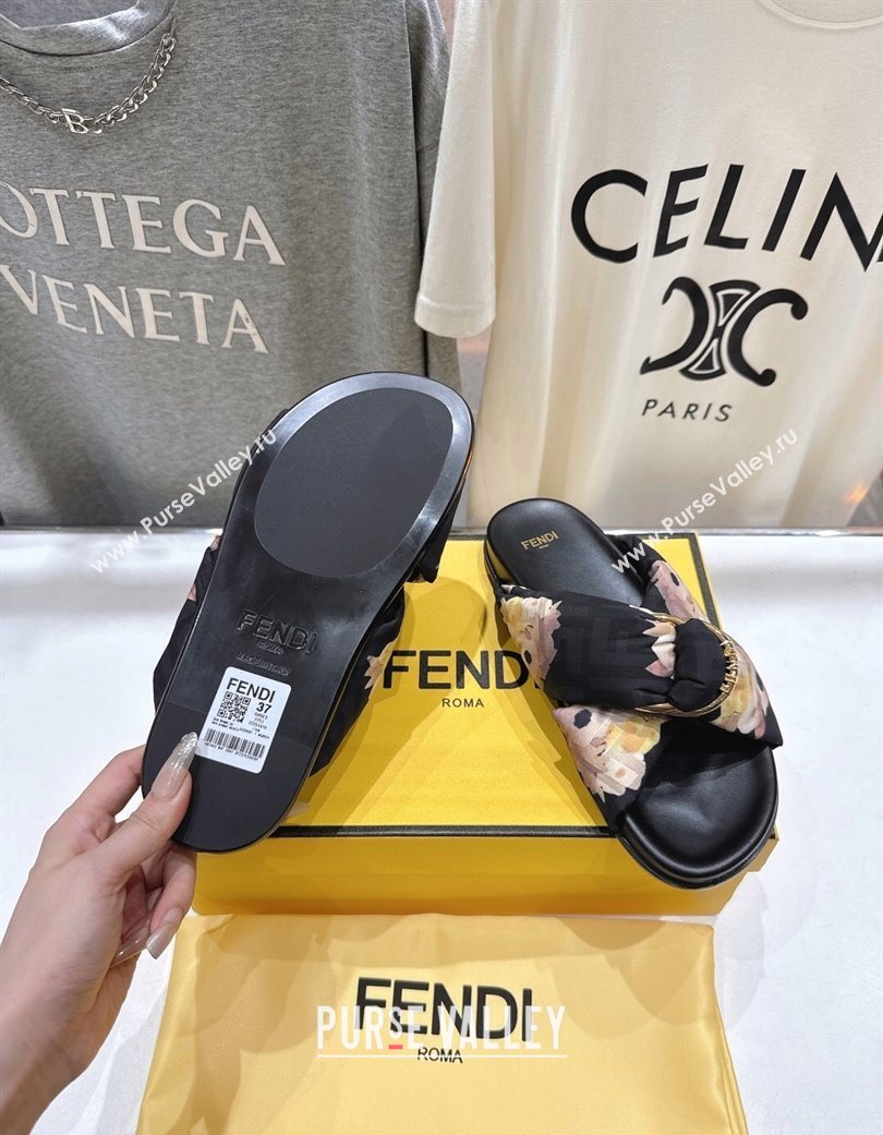 Fendi Feel Flat Slides Sandal in Printed FF Fabric with D-ring Buckle Black/Multicolor 2025 (MD-251216063)