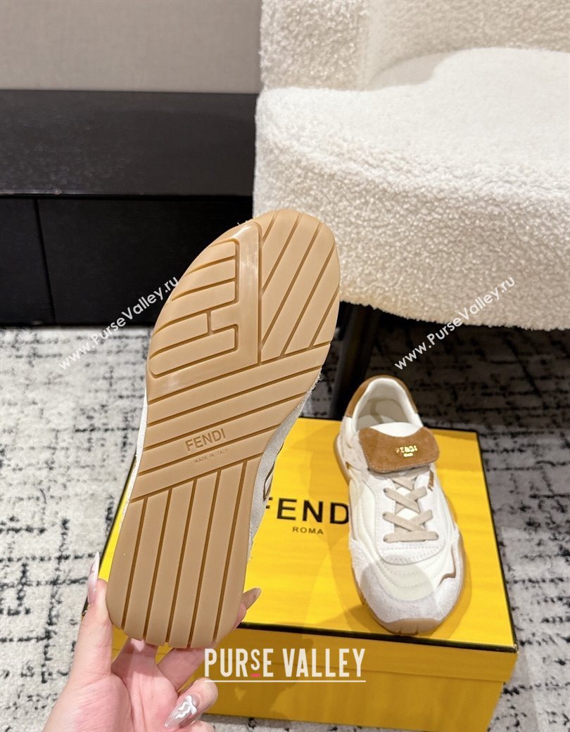 Fendi Wave Pulse Low-tops Sneakers in Fabric and Suede White 2025 (MD-251216066)