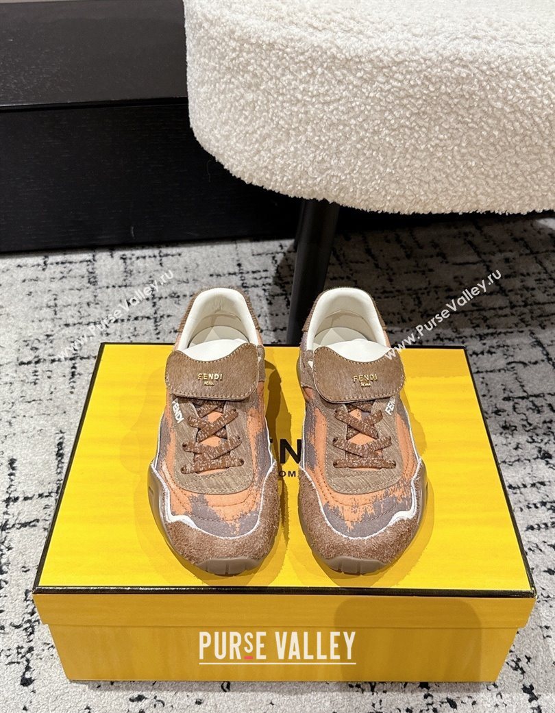 Fendi Wave Pulse Low-tops Sneakers in Fabric and Suede Orange/Brown 2025 (MD-251216068)