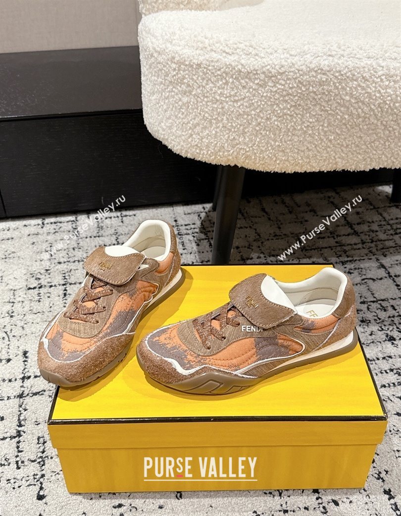 Fendi Wave Pulse Low-tops Sneakers in Fabric and Suede Orange/Brown 2025 (MD-251216068)