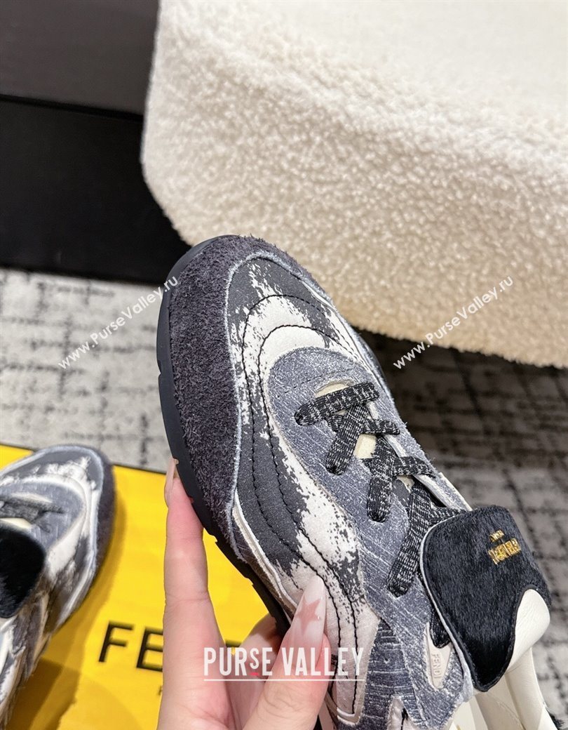 Fendi Wave Pulse Low-tops Sneakers in Fabric and Suede Black/Blue 2025 (MD-251216069)