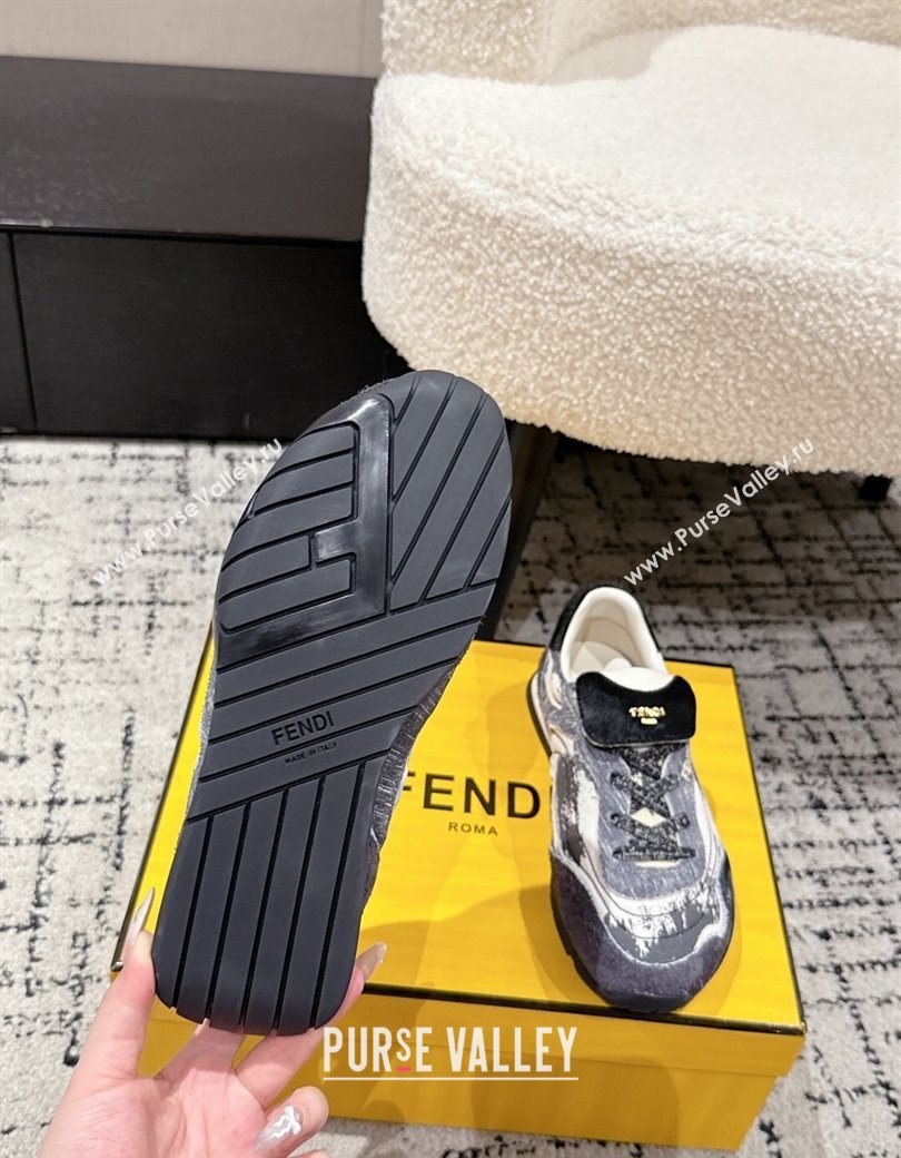 Fendi Wave Pulse Low-tops Sneakers in Fabric and Suede Black/Blue 2025 (MD-251216069)