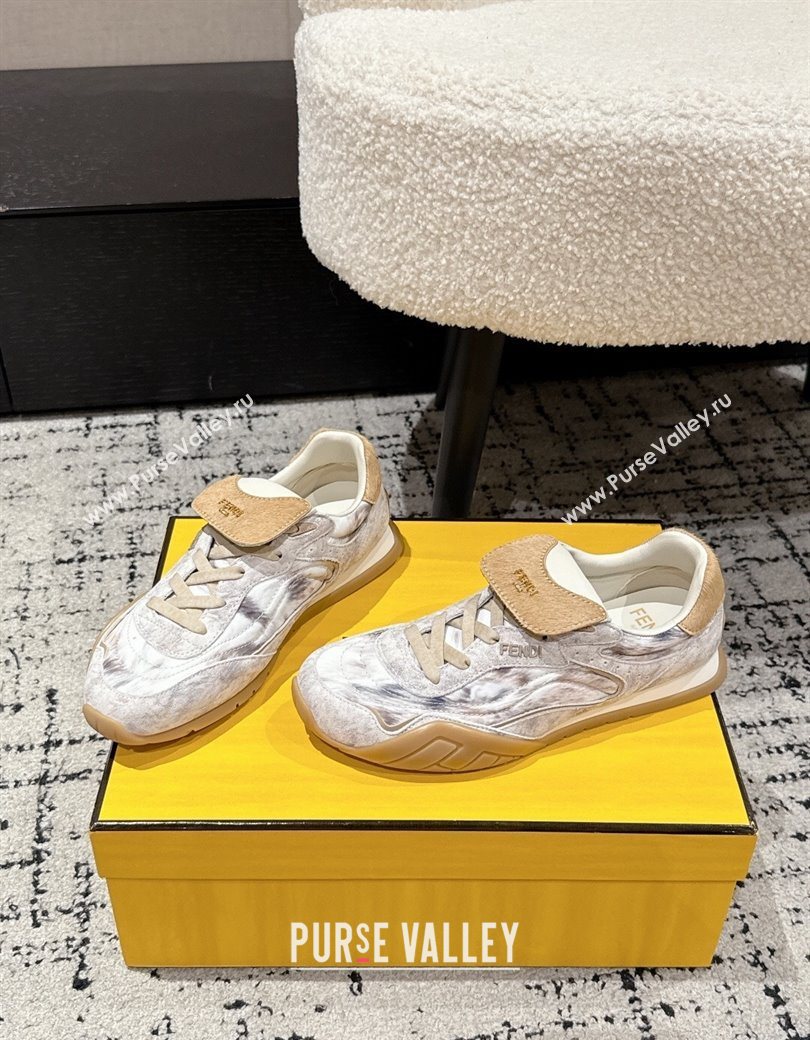Fendi Wave Pulse Low-tops Sneakers in Fabric and Suede White/Grey 2025 (MD-251216070)