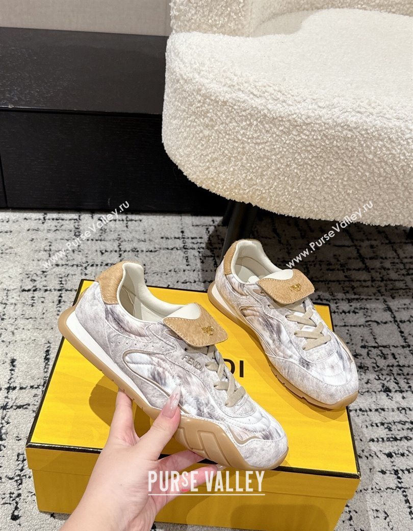 Fendi Wave Pulse Low-tops Sneakers in Fabric and Suede White/Grey 2025 (MD-251216070)
