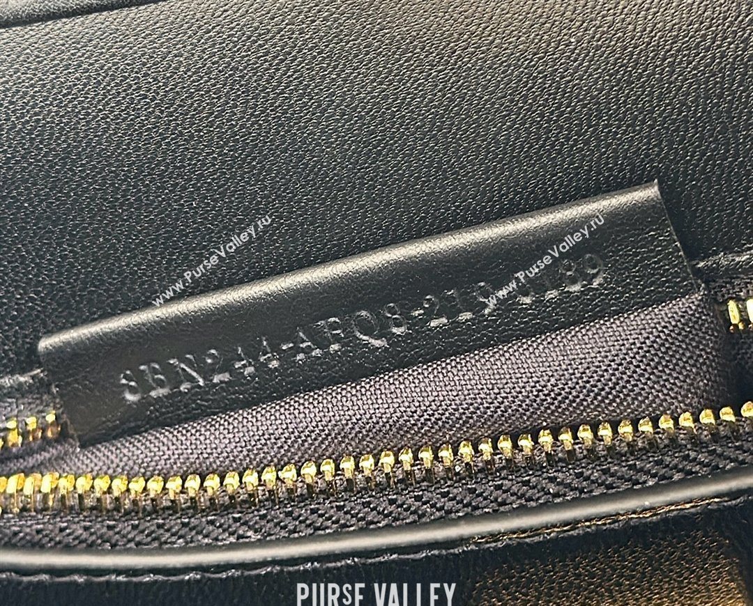 Fendi Peekaboo Mini Bag with Thread in Leather Black 2026 8697 (CL-260123075)