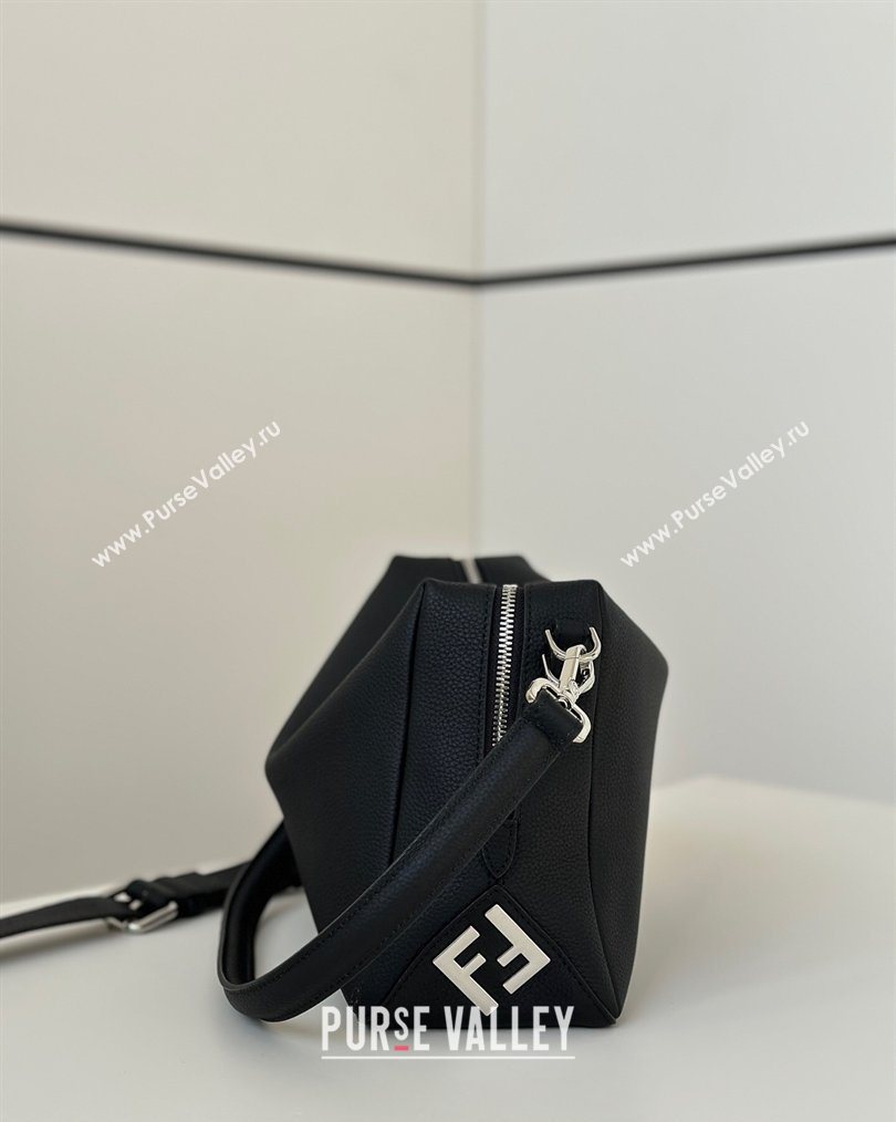 Fendi Lui Medium Bag in Grained Leather Black 2026 66811M (CL-260123077)