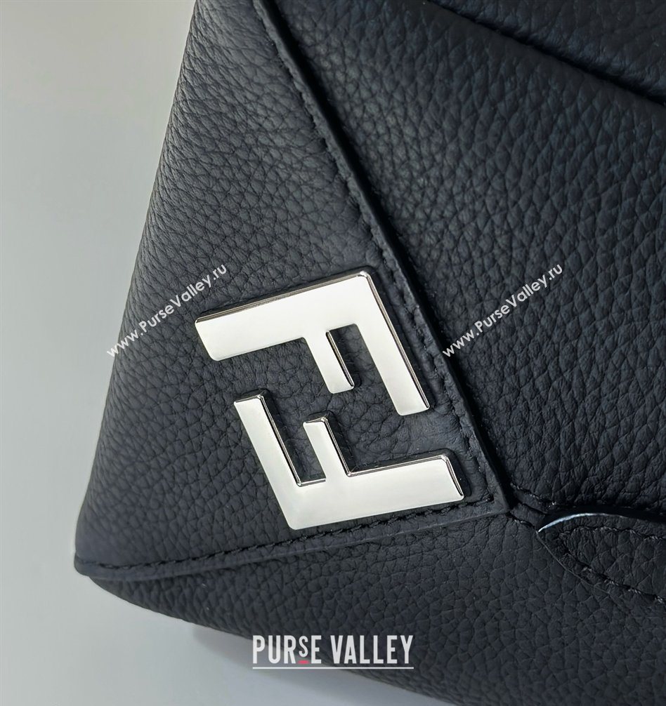 Fendi Lui Large Bag in Grained Leather Black 2026 66811L (CL-260123079)