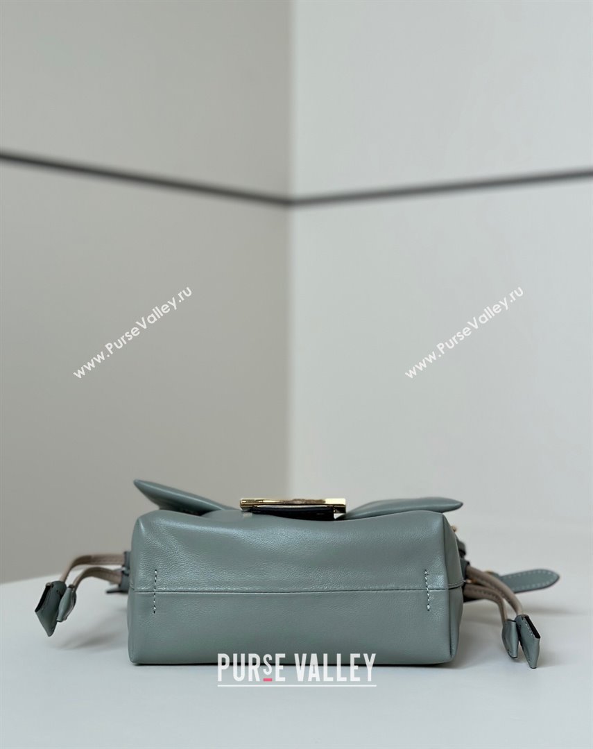 Fendi Mamma Baguette Small Bag in Nappa Leather Light Grey 2025 8677S (CL-250807021)