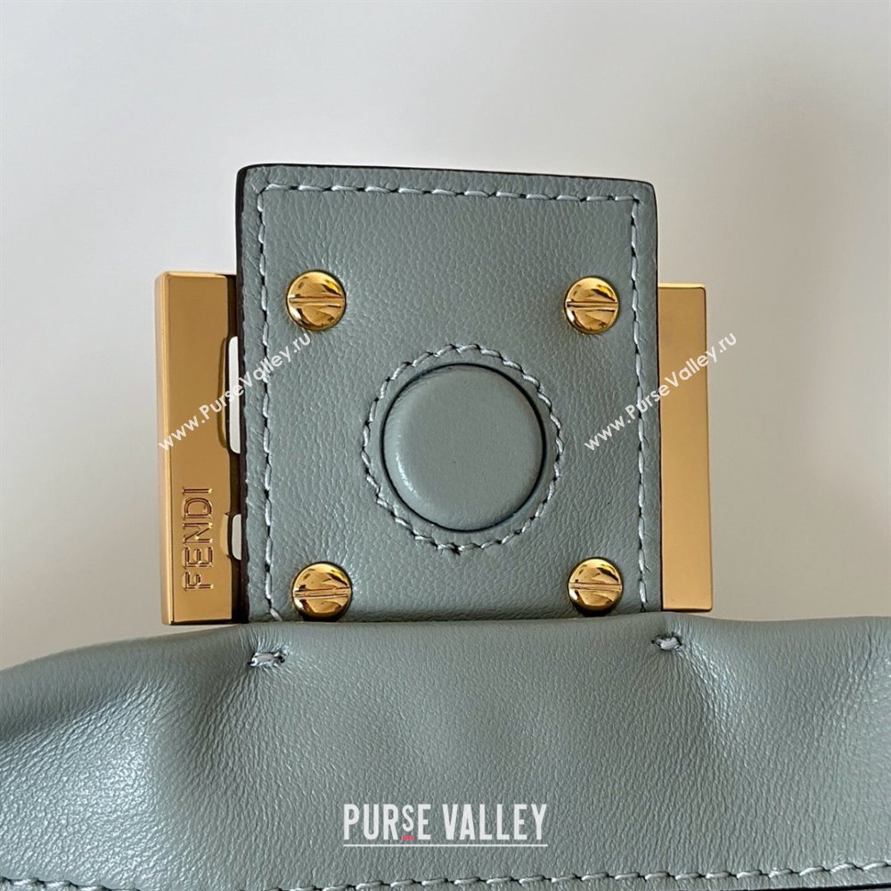 Fendi Mamma Baguette Small Bag in Nappa Leather Light Grey 2025 8677S (CL-250807021)