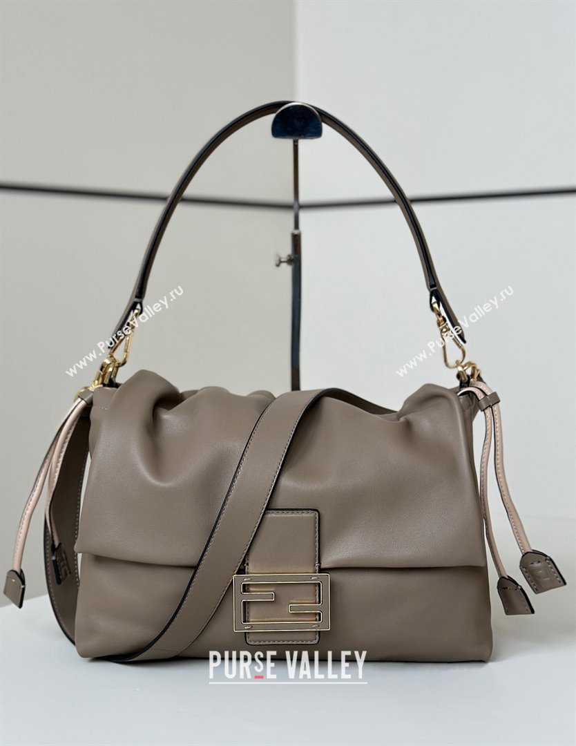 Fendi Mamma Baguette Large Bag in Nappa Leather Dove Grey 2025 8677L (CL-250628002)