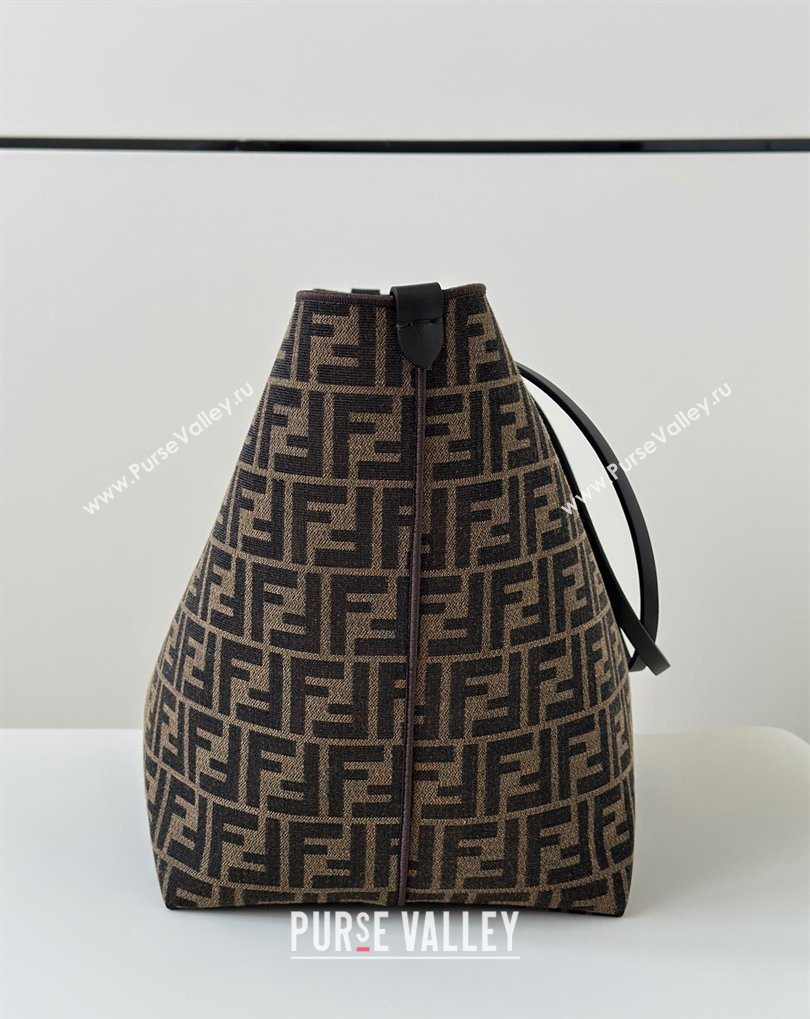 Fendi Large Roll Reversible shopper Tote Bag in Tobacco brown FF jacquard and striped Pequin fabric 2026 8661L (CL-260409098)
