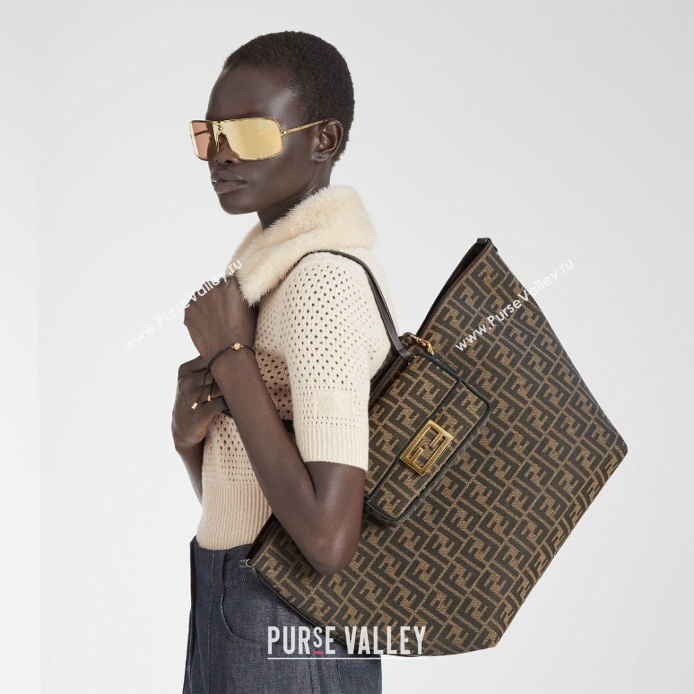 Fendi Large Roll Reversible shopper Tote Bag in Tobacco brown FF jacquard and striped Pequin fabric 2026 8661L (CL-260409098)