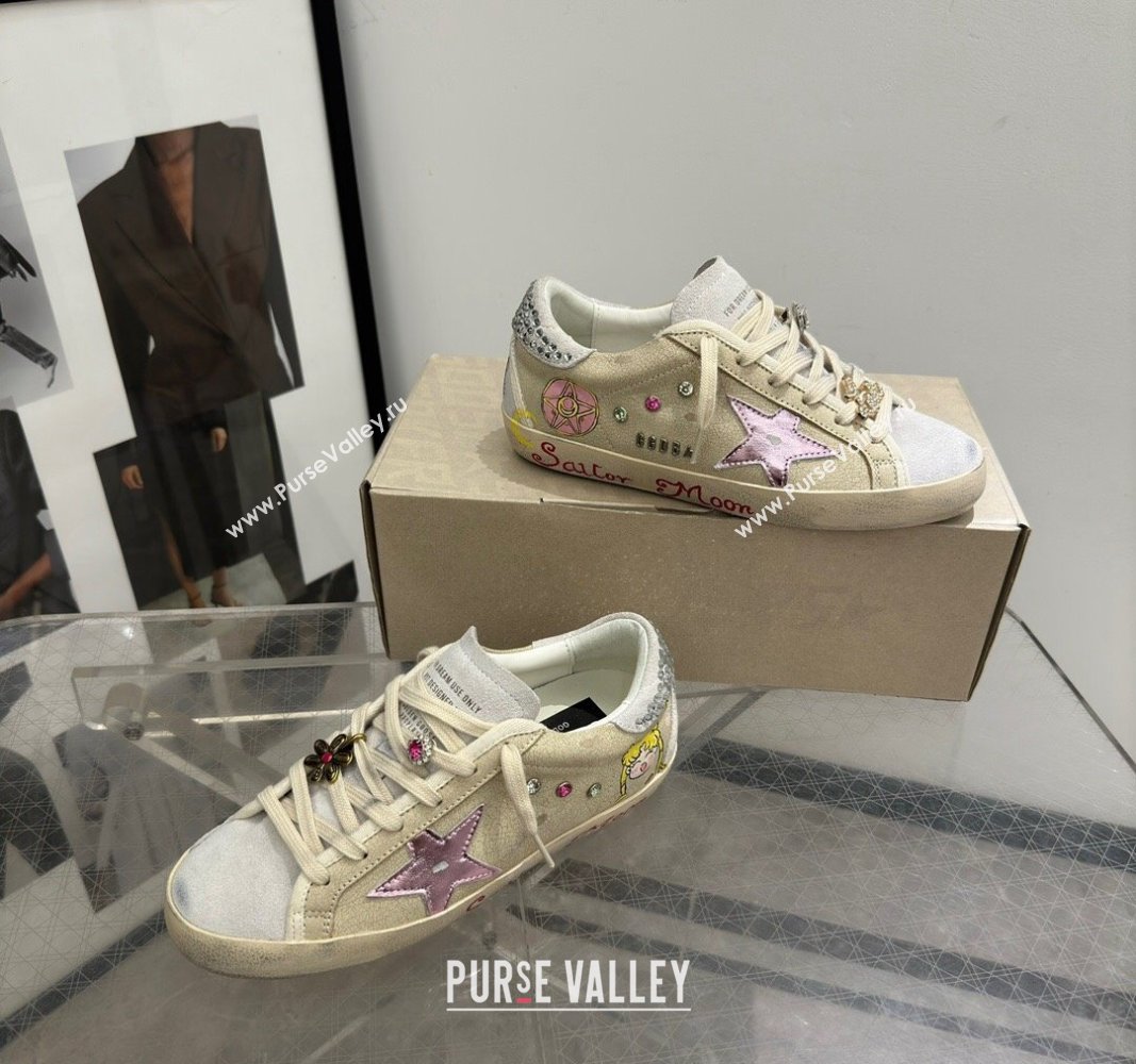 Golden Goose Super-Star Sneakers in Beige Crinkle Leather and Suede with Moon Print 2024 (13-240530002)