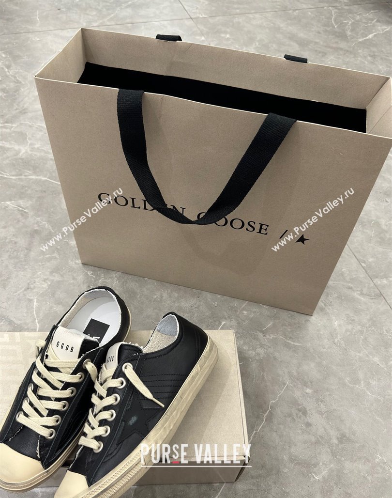 Golden Goose V-Star in black nappa leather with a black leather star 2024 0530 (13-240530033)