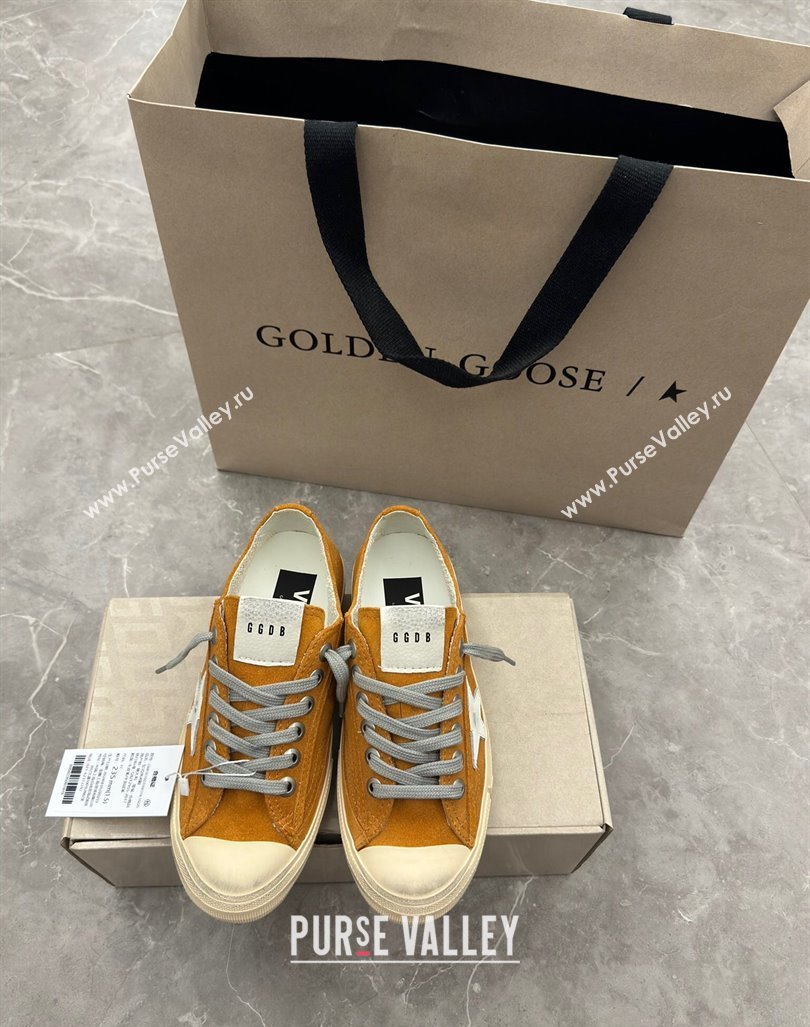 Golden Goose Womens V-Star sneakers in yellow suede with a white leather star 2024 (13-241009067)