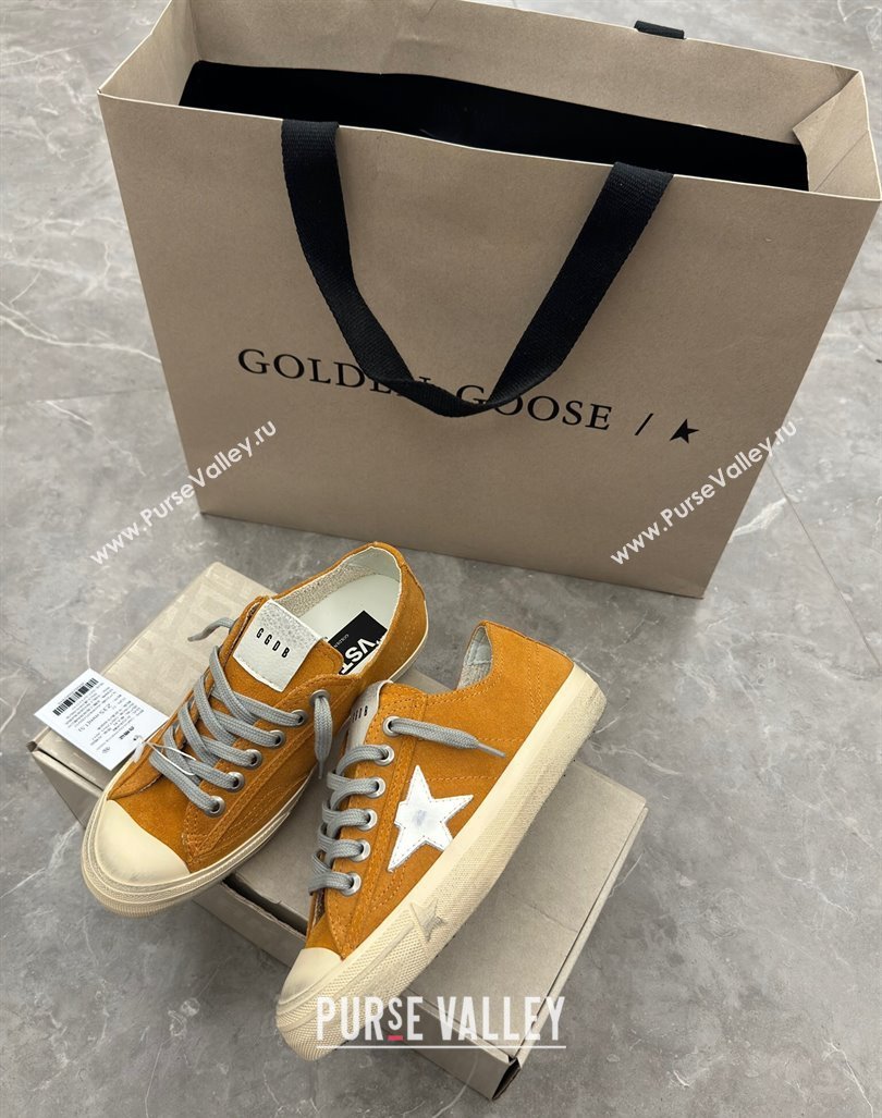 Golden Goose Womens V-Star sneakers in yellow suede with a white leather star 2024 (13-241009067)