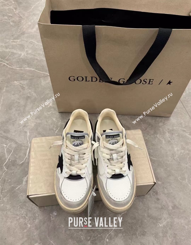 Golden Goose Forty2 with black star and black leather heel tab Black/White 2024 1224 (13-241224010)