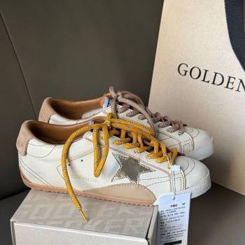Golden Goose Womens True-Star Sneakers in white nappa leather with gold star and beige suede heel tab 2025 (MD-250429054)