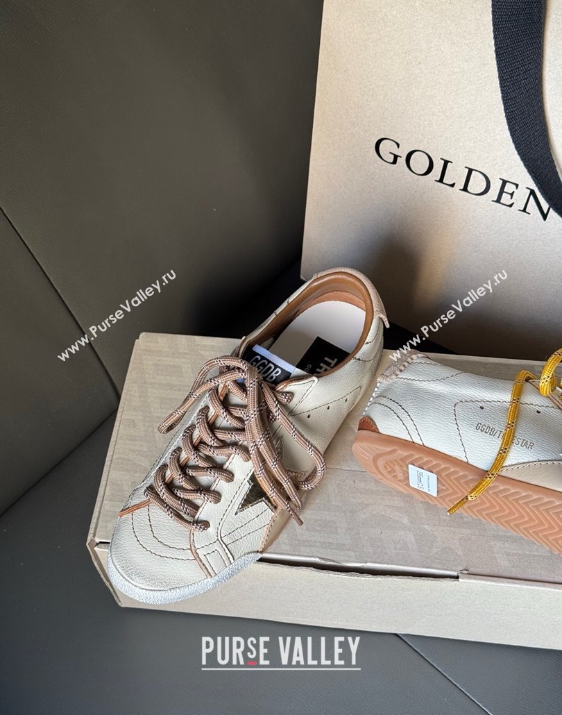Golden Goose Womens True-Star Sneakers in white nappa leather with gold star and beige suede heel tab 2025 (MD-250429054)