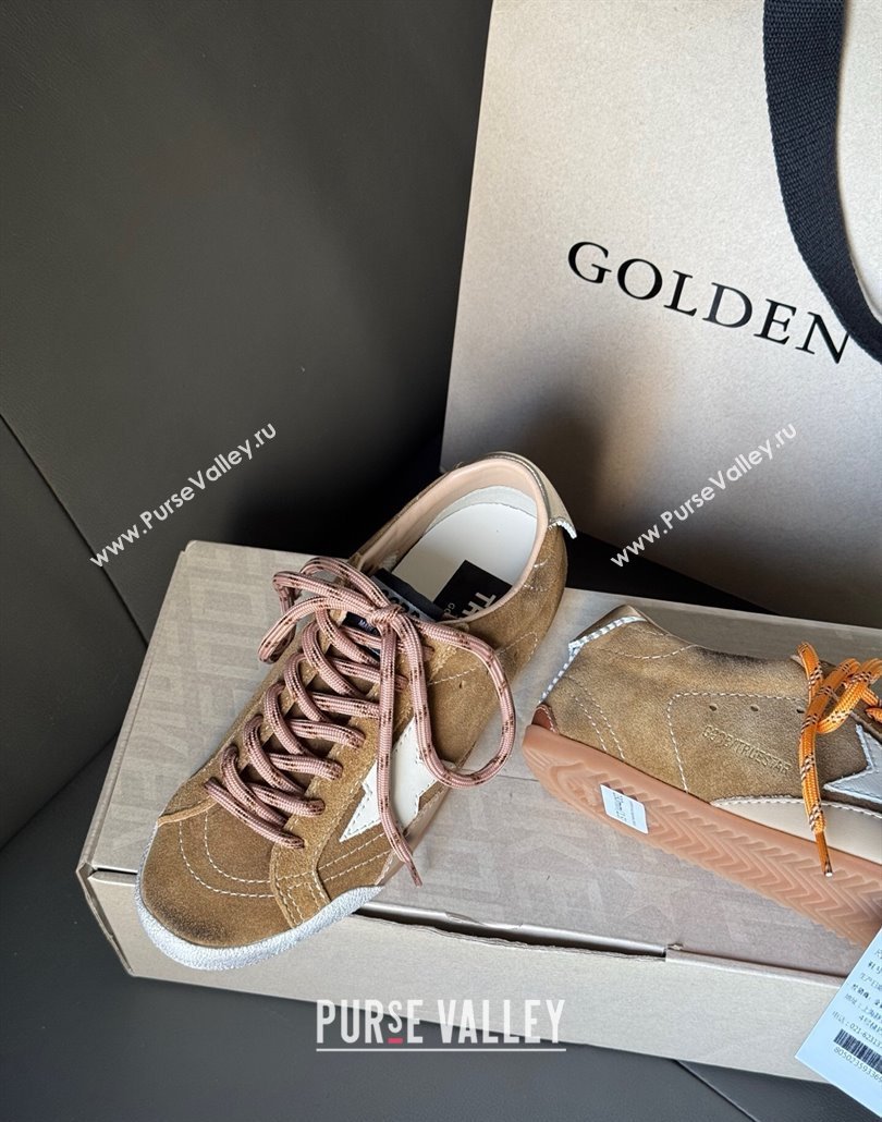 Golden Goose Womens True-Star Sneakers in tobacco-colored brown suede with white star and gold-tone heel tab 2025 (MD-250429052)