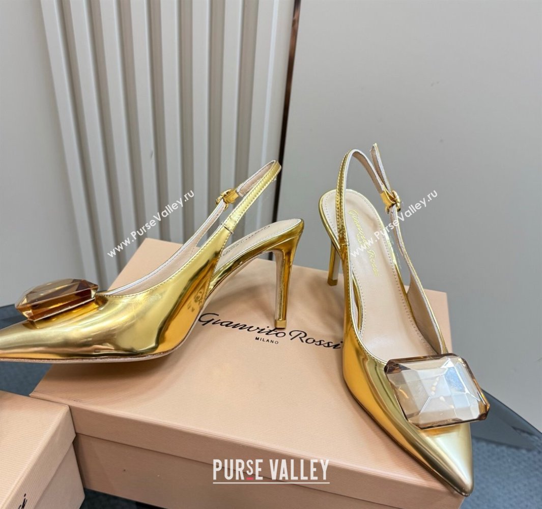 Gianvito Rossi Jaipur Pumps 8.5cm in Patent Leather with Maxi Stone Gold 2025 (MD-250428148)
