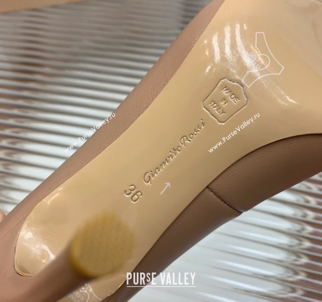 Gianvito Rossi Jaipur Pumps 10.5cm in Lambskin with Maxi Stone Apricot 2025 (MD-250428138)