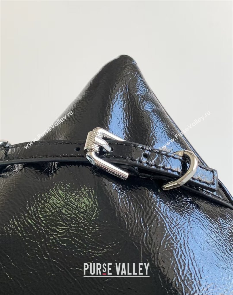 Givenchy Small Ptit Voyou bag in patent leather Black 2025 (Ys-250408013)