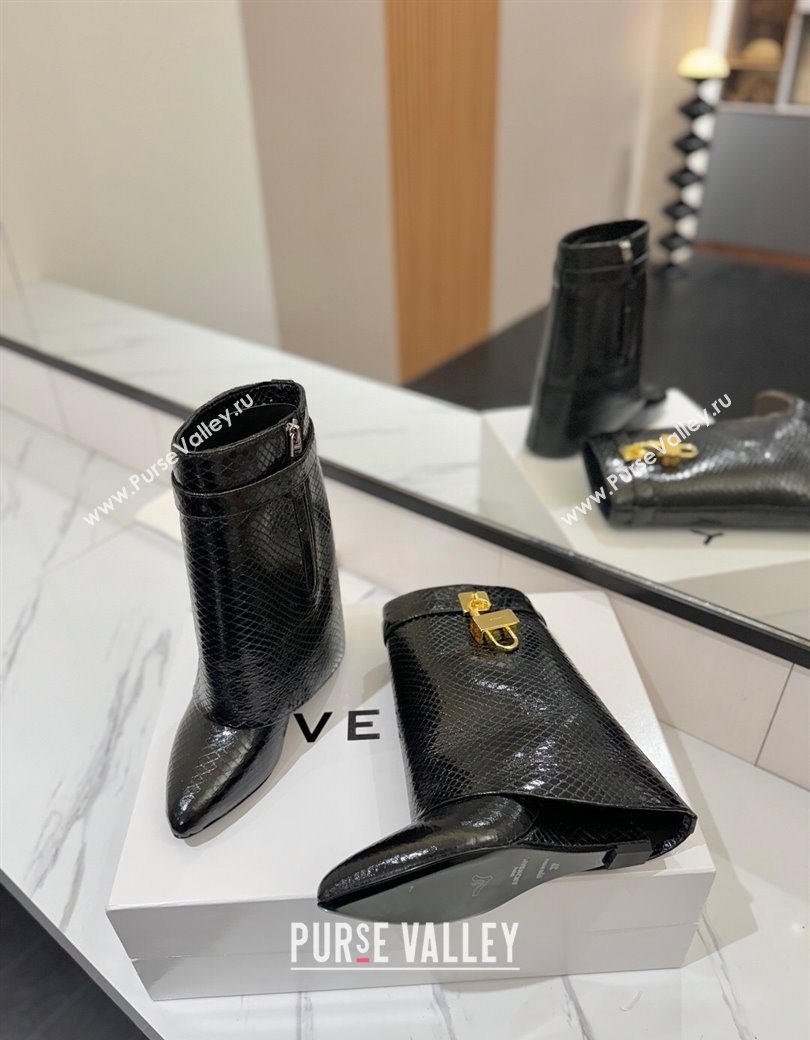 Givenchy Shark Lock Wedge Ankle Boots 8.5cm in Snakeskin Embossed Leather Black 2025 1210 (MD-251210018)