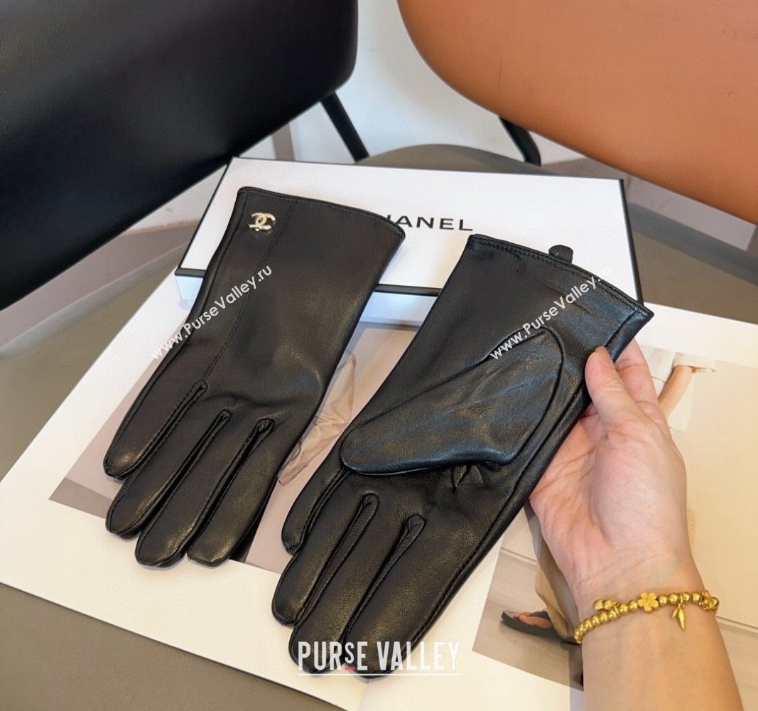 Chanel Lambskin and Cashmere Gloves with Metal-Tone CC Black 2024 1023 (A-241023107)