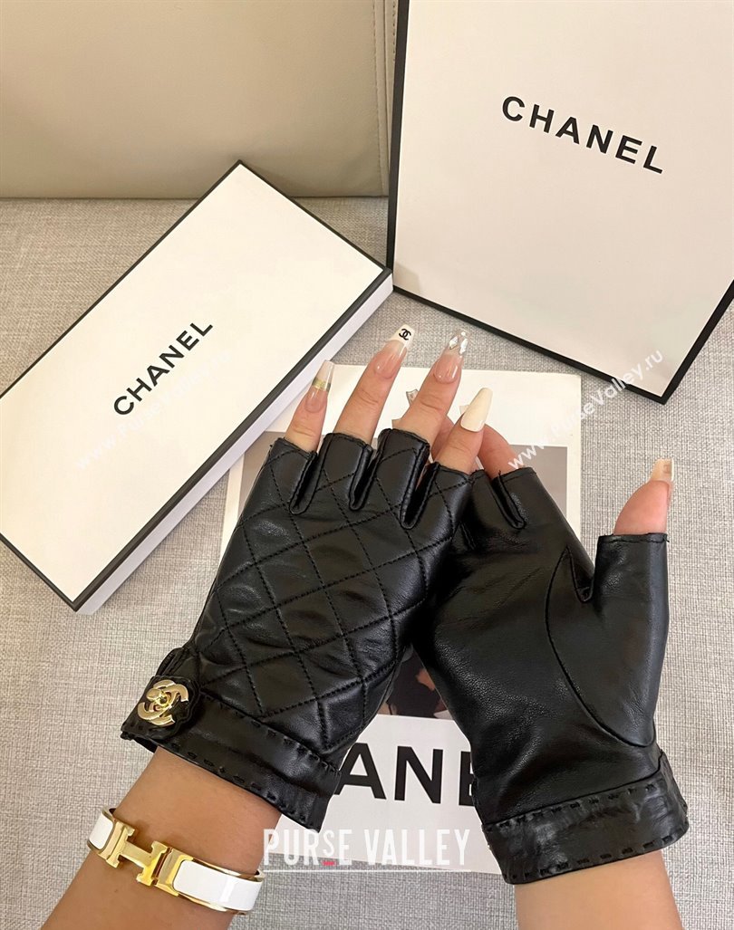 Chanel Quilted leather Half Gloves L Black 2024 (A-241023111)