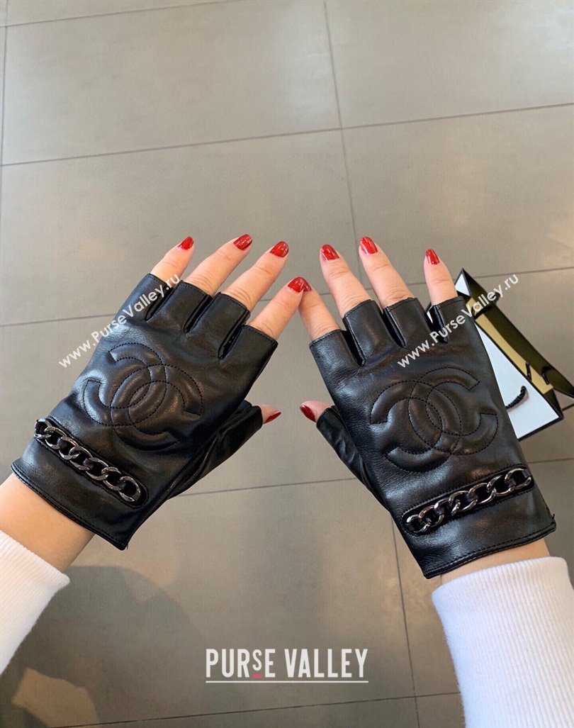 Chanel CC Lambskin Gloves with Chain Black 2024 1023 (A-241023113)