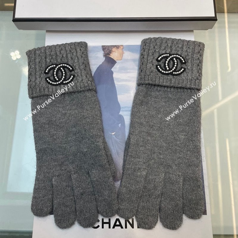 Chanel Cashmere Knit Gloves with Strass CC Grey 2024 1023 (A-241023134)