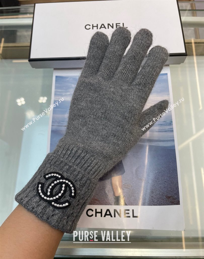 Chanel Cashmere Knit Gloves with Strass CC Grey 2024 1023 (A-241023134)